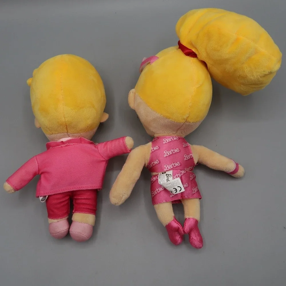 Limited Edition Stumble Guys Barbie & Ken 8
